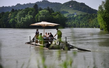 Doživetje s splavom hlodovcem po reki Dravi